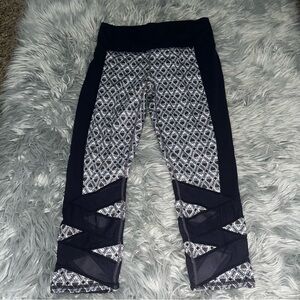Athleta Cropped Leggings